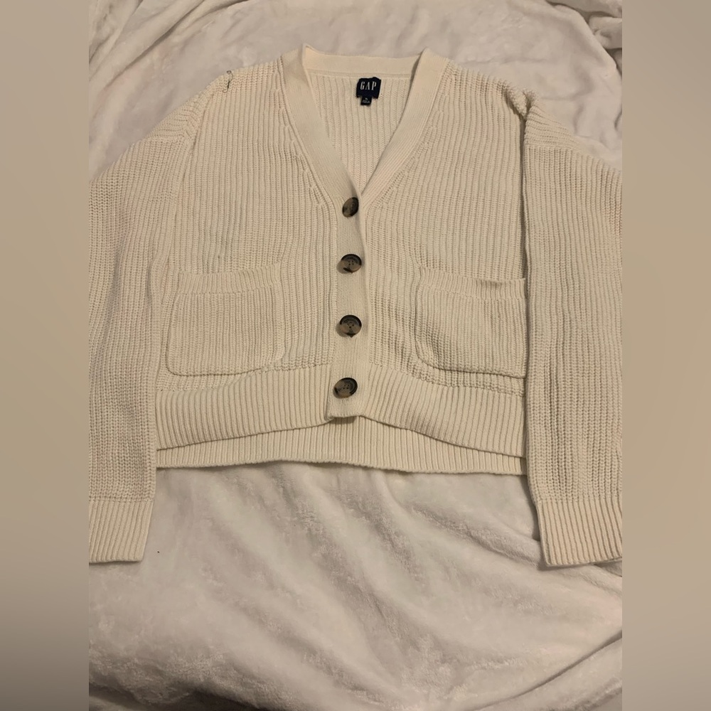 GAP vest